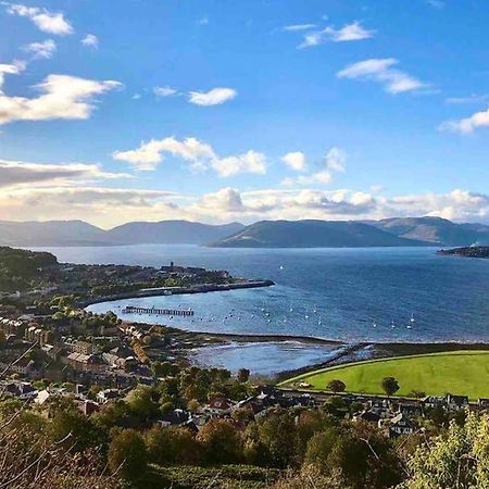 The Warwick Apartment Greenock Esterno foto
